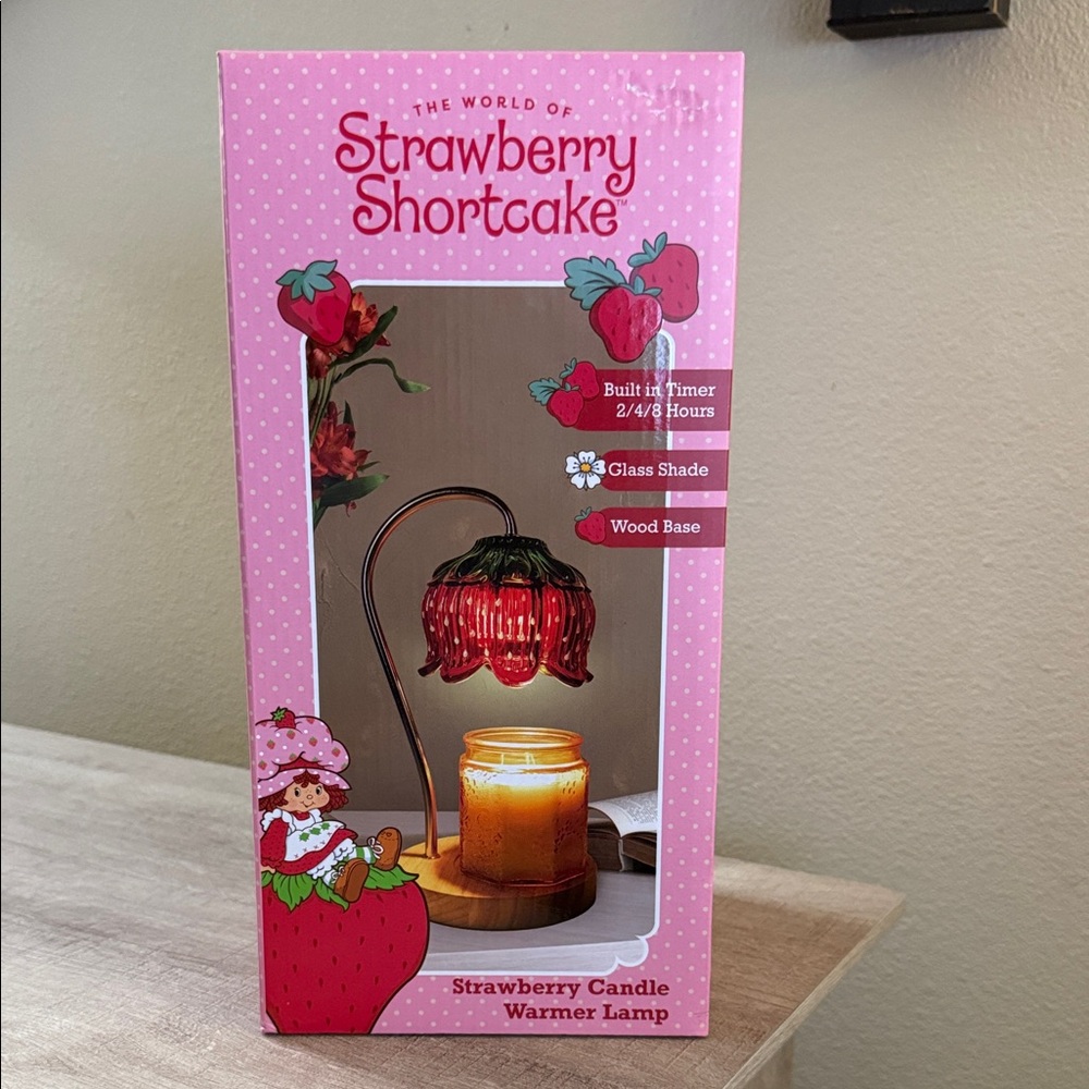 Strawberry Shortcake Candle Warmer Flower Lamp - New in Box